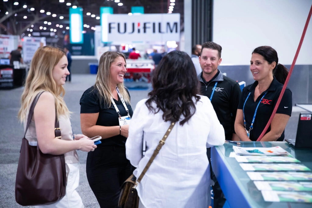 Exhibitors are communicating