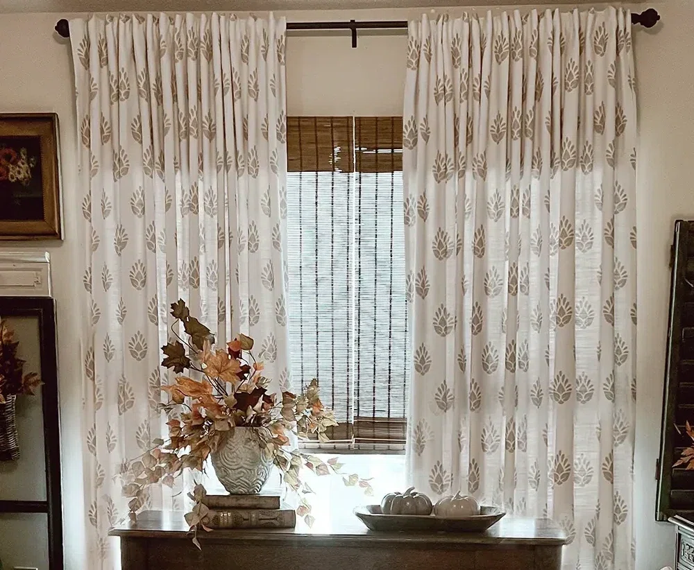 Large-sized curtain printing